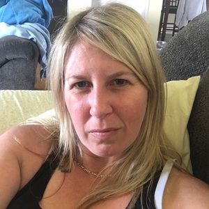 Meet your Posher, Chrystal